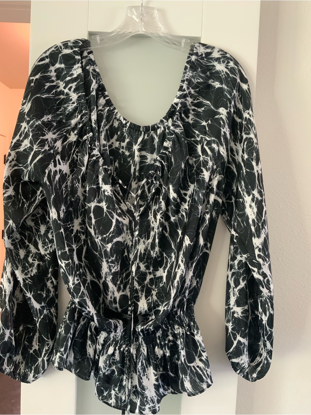 Women’s Black & White Marble Print Long Sleeve Peplum Blouse